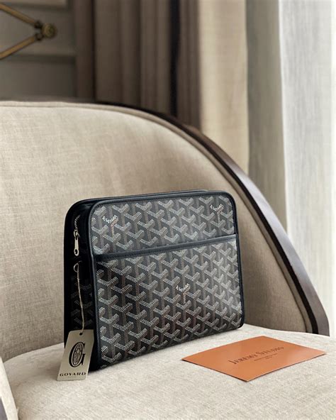 goyard jouvence toiletry pouch price|goyard jouvence toiletry bag.